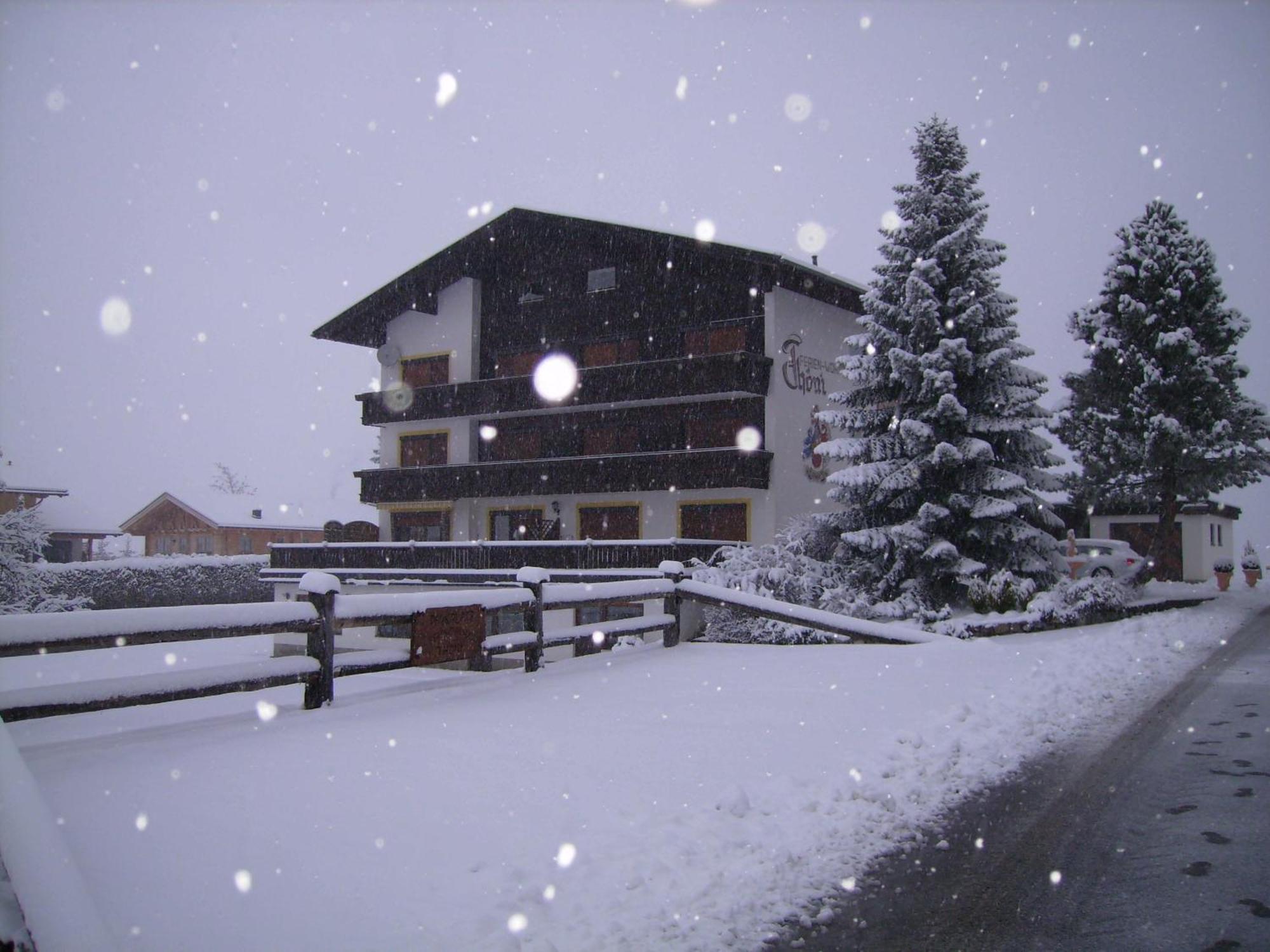 Ferienwohnungen Monja Und Dietmar Thoeni Arzl im Pitztal Exterior foto